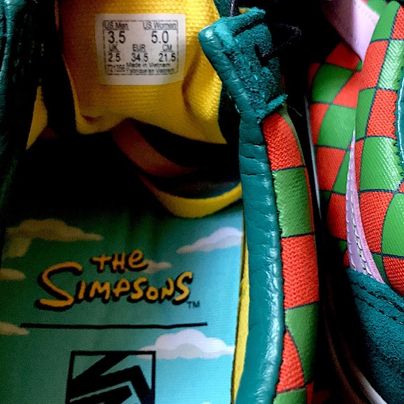 Vans x The Simpsons Moe’s Diner Old Skools NIB - Picture 7 of 8
